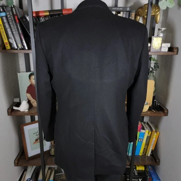 JOS A BANK GORDON Men's Sport Coat Blazer Two‎ Button Solid Black CASHMERE 43R